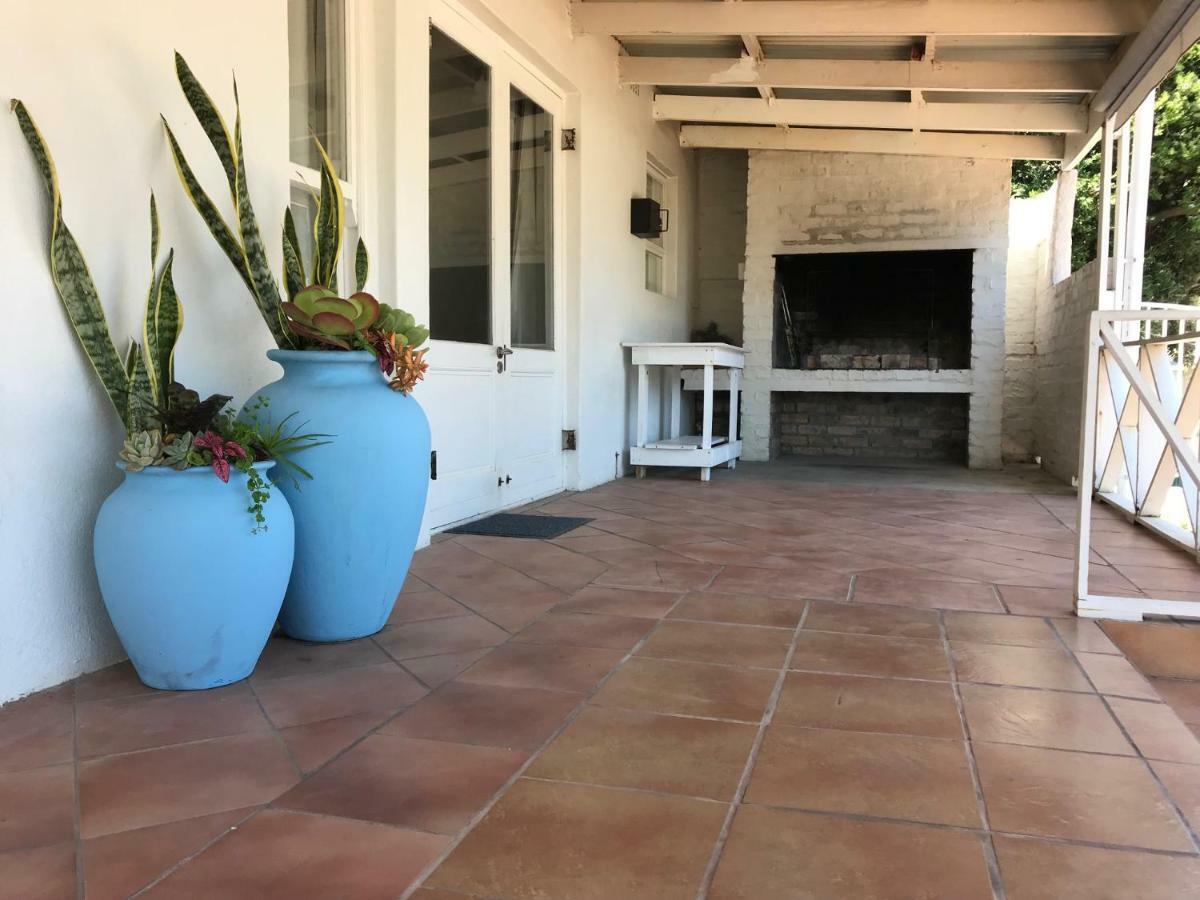 Apartamento Leisure By The Sea Kleinmond Exterior foto